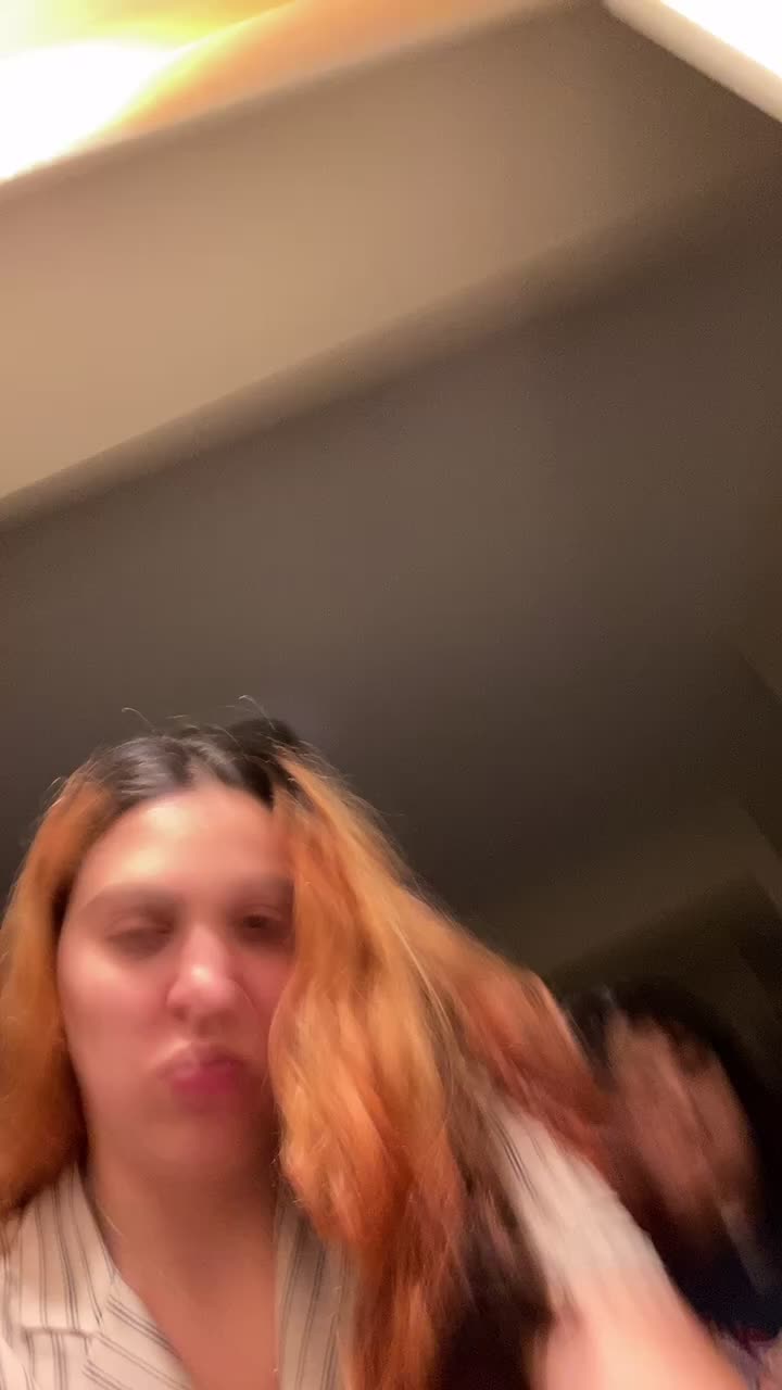 @Mia