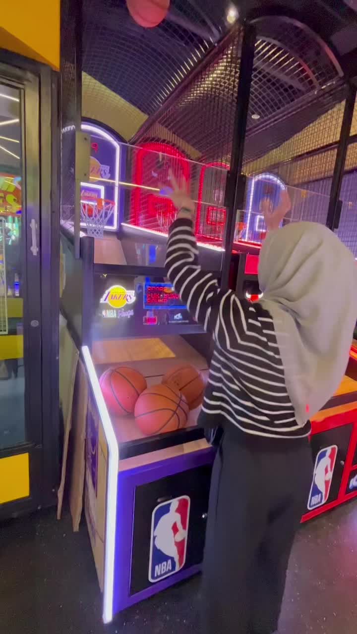 @NdiaaJ