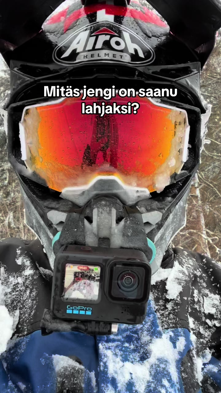 @superpingviini