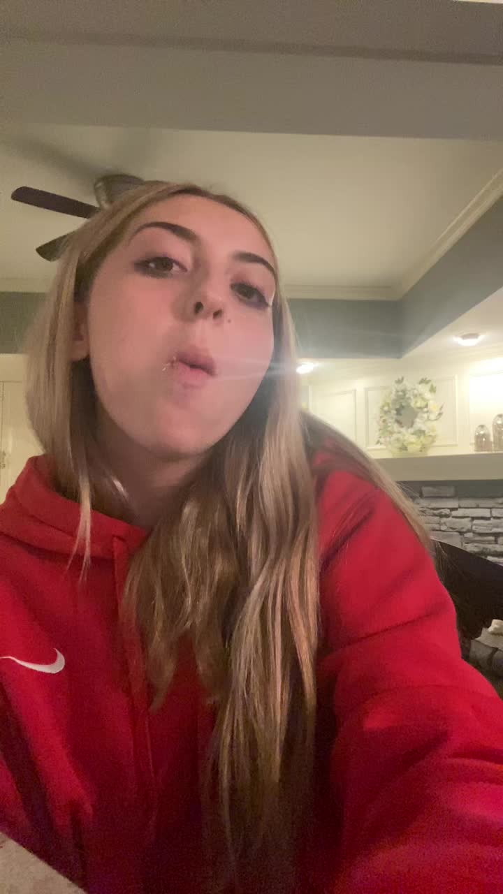 @nikki🫠