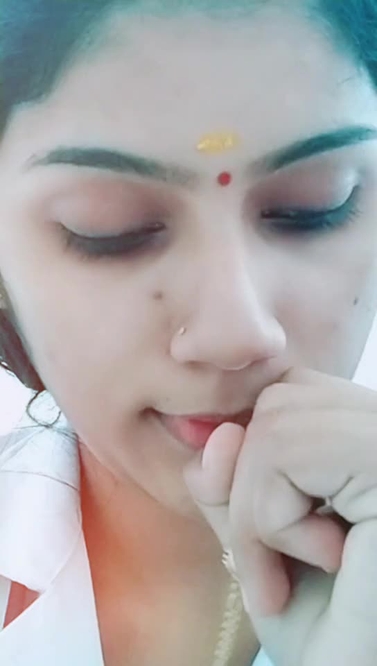@മൂക്കുത്തി lover❤❤❤