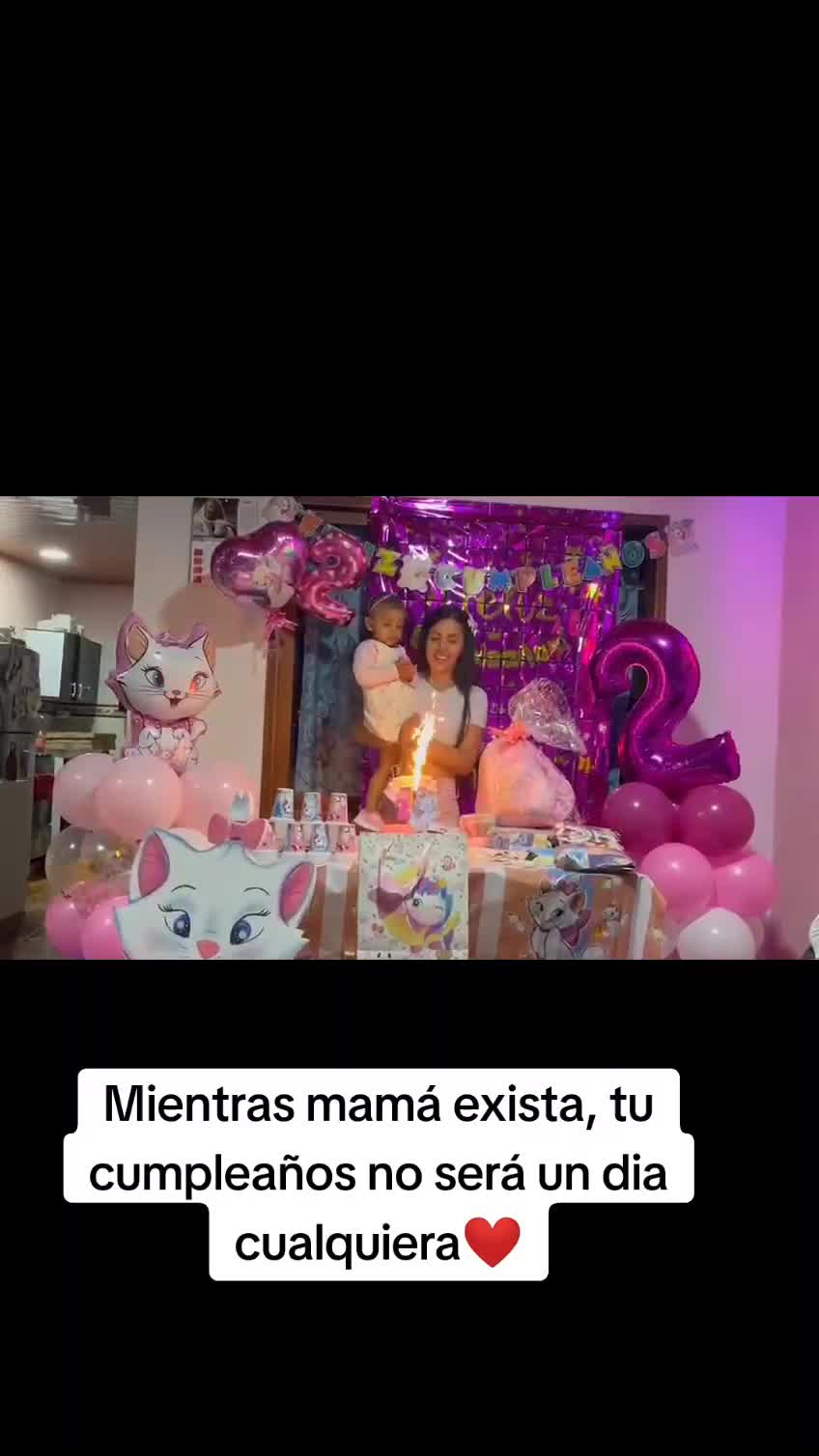 @Laura 🦋