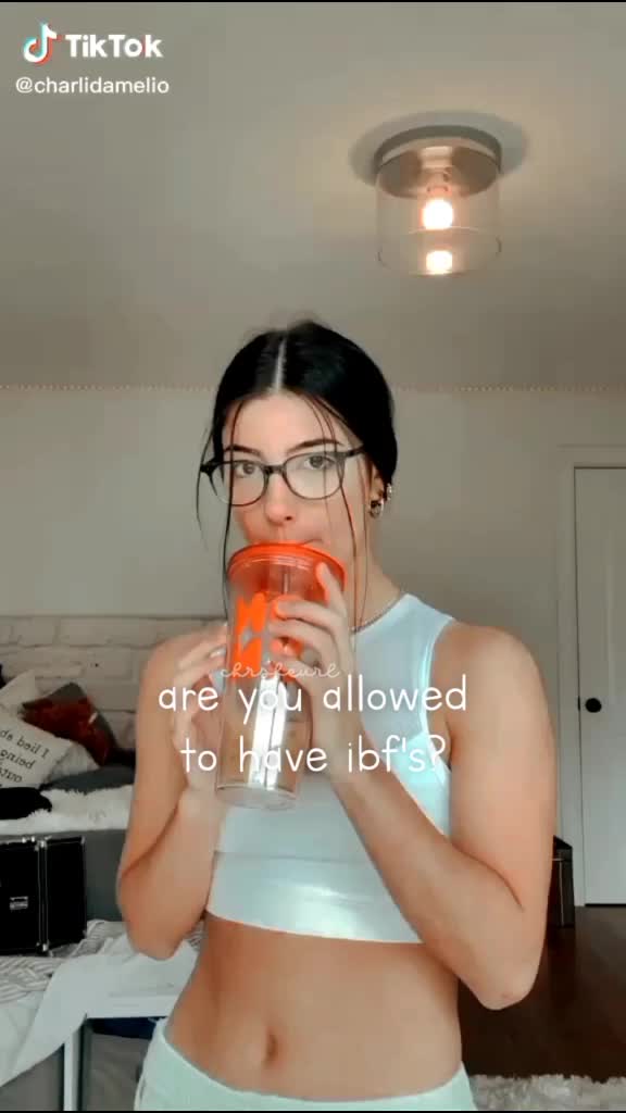 @- 𝗺𝗮𝗿𝗿𝗶𝗮𝗻𝗮