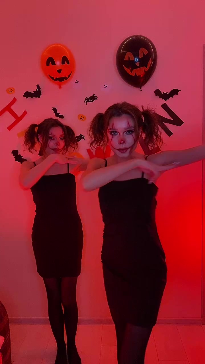 @Olimi_twins