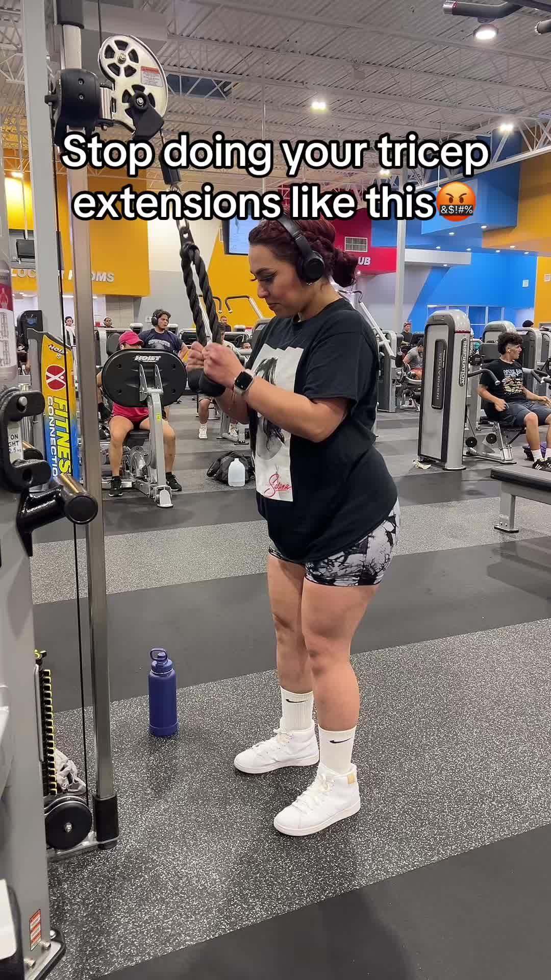 @JoJo 🌈🦋
