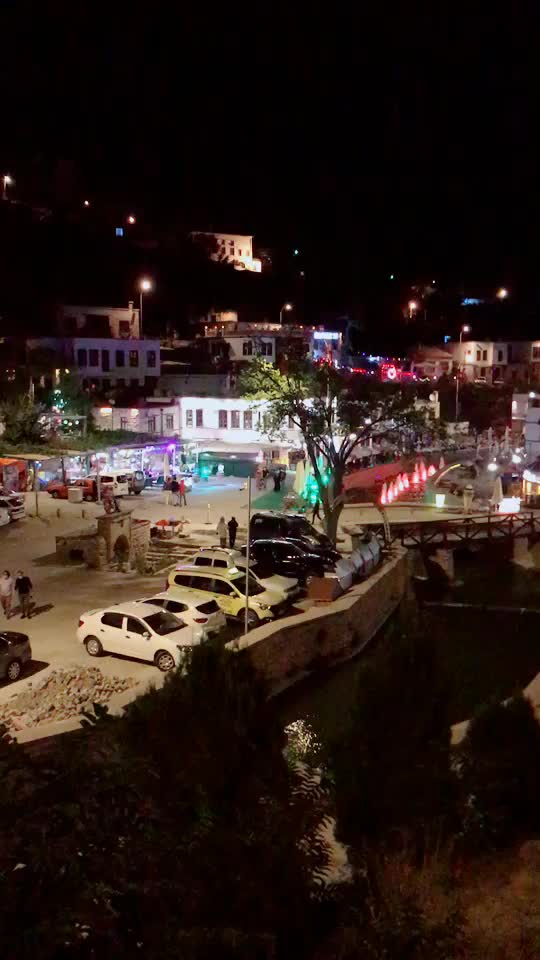 @Gonyalı