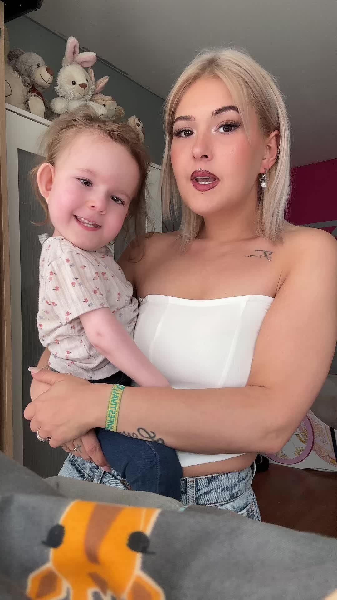 @kellylyliaa