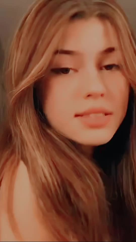 @Ava