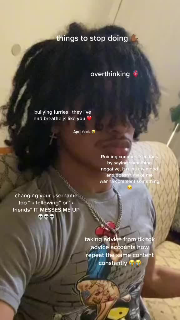 @user 🧎🏾&zwj;♀️