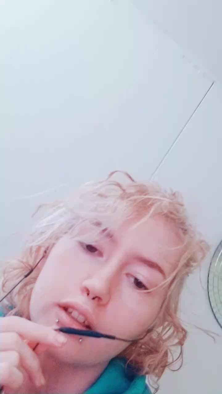 @Foxx