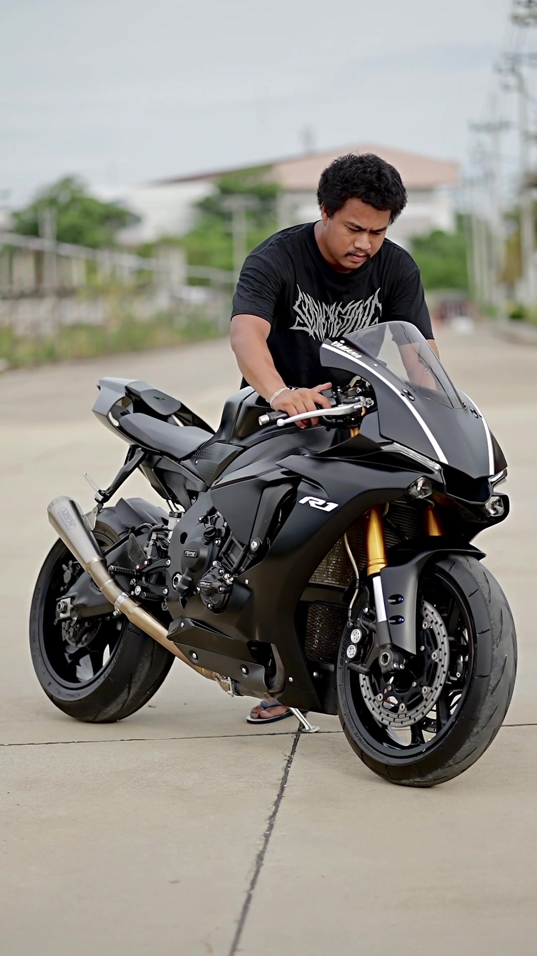 @BANKSTRSUPERBIKE