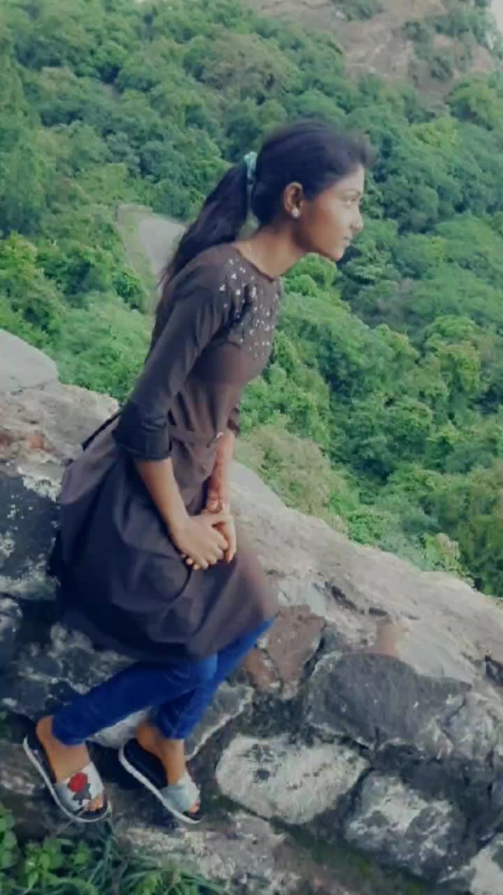 @attitude ka queen😎✌
