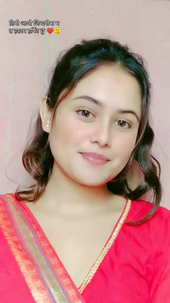 @Neeshaa_🎀