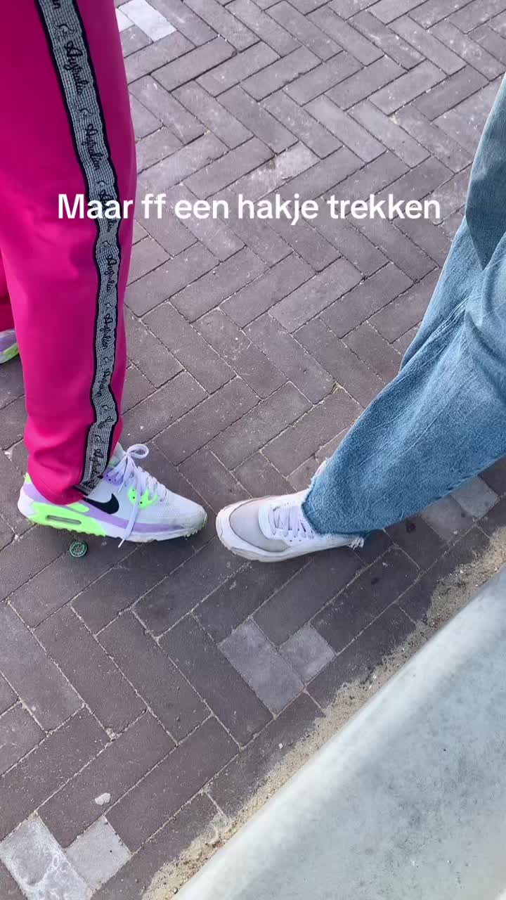 @Levi Veen gabberin 🦘🦘🦘