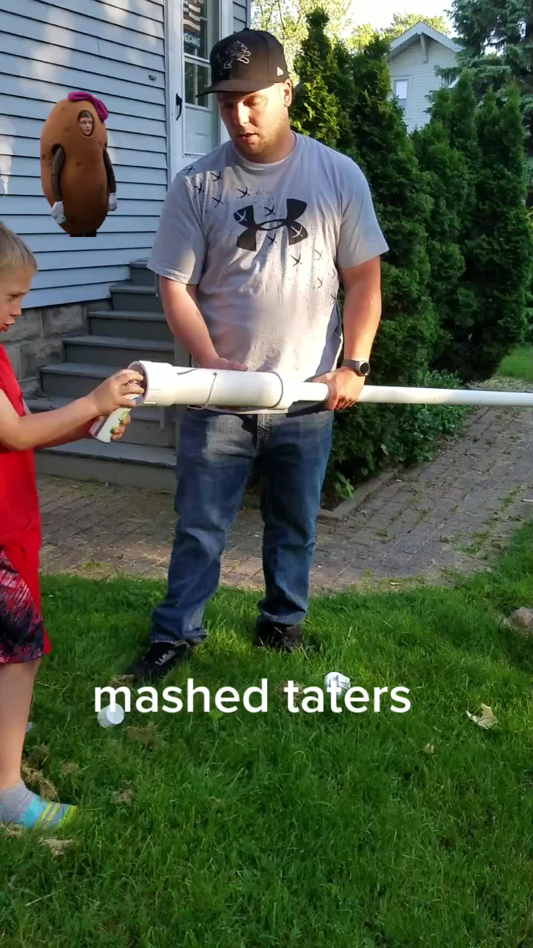 @SUCKAFREEFUNNY2ME