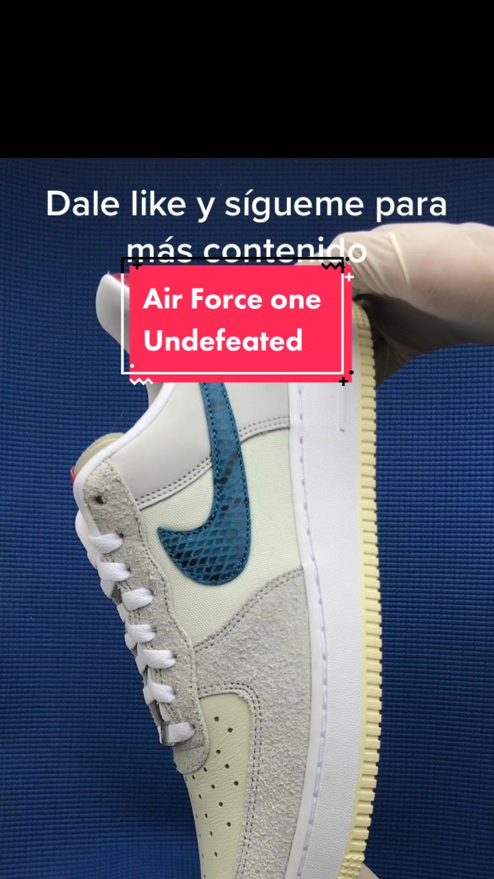 @SNKRSlaces