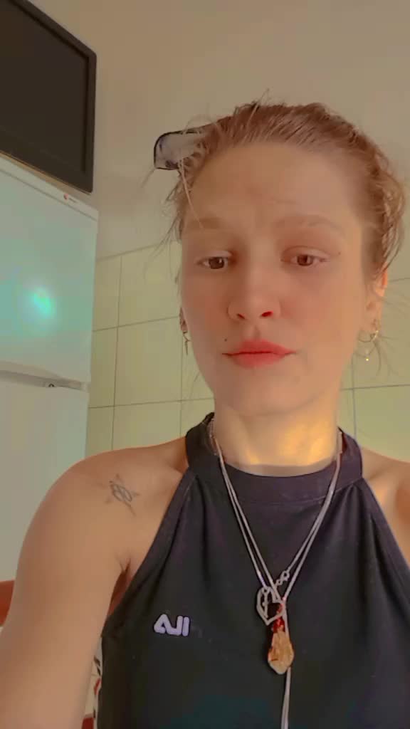 @Luciana Hatija لوتشيانا كارا