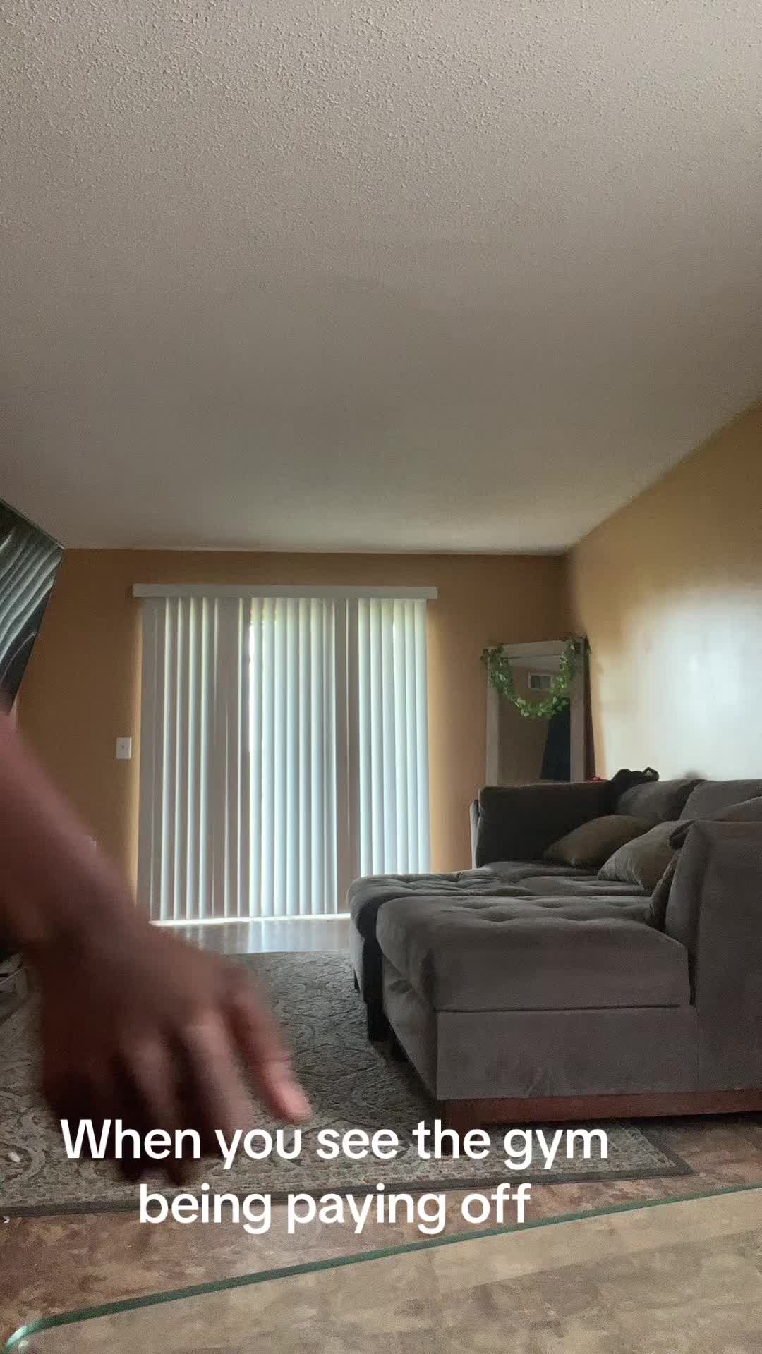 @Queennneisha