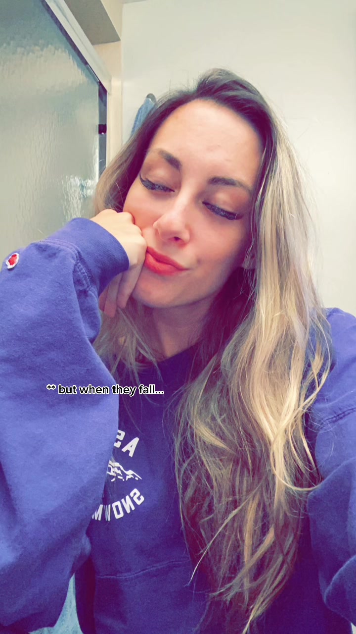 @Lo ✨🩷