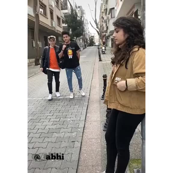 @&alpha;&beta;HI