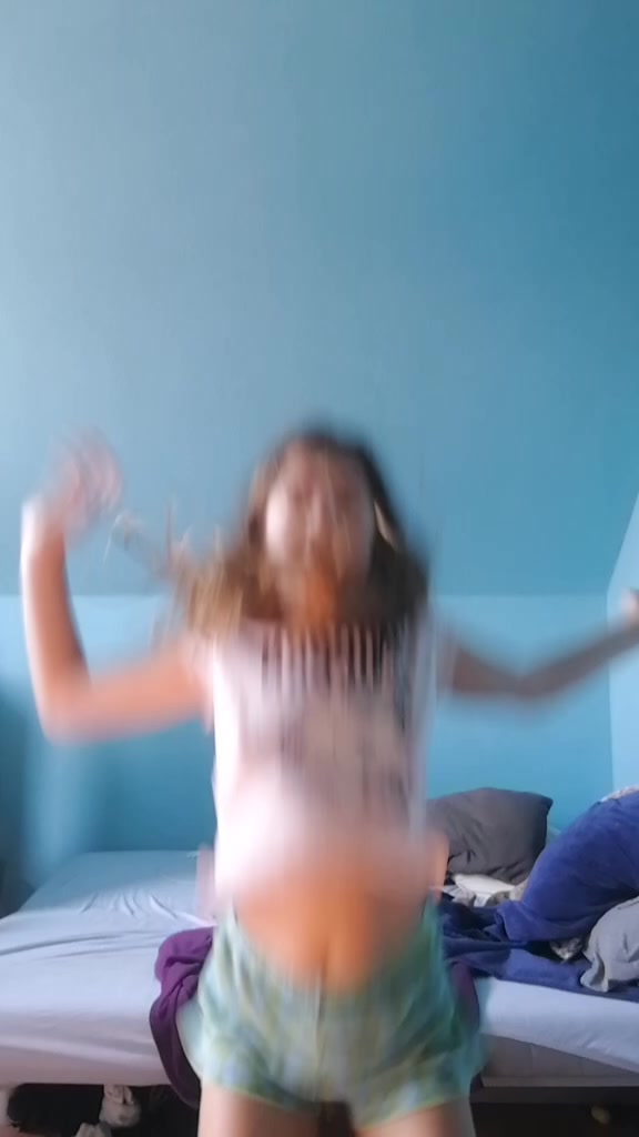 @R&eacute;ka Moln&aacute;r