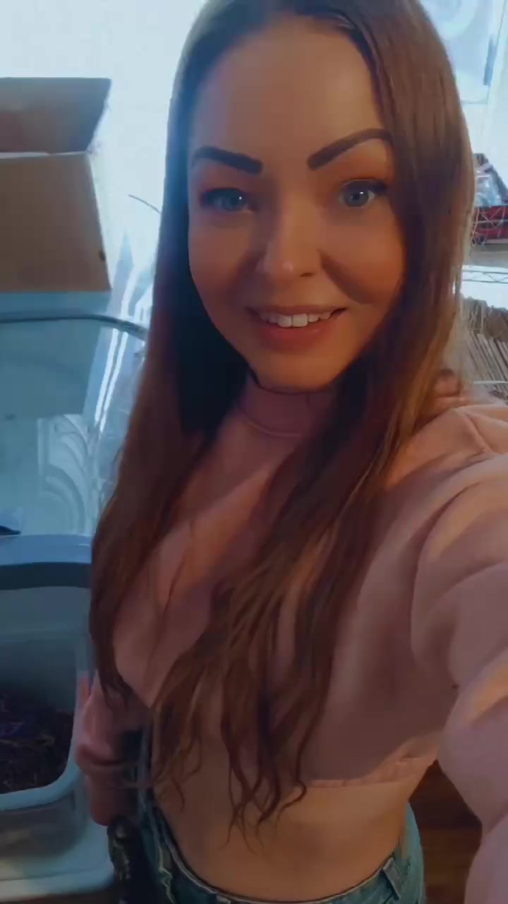 @CandiWerx