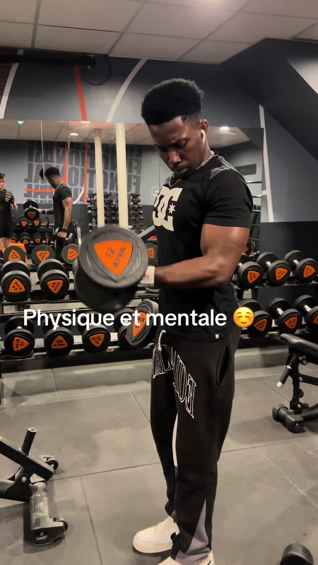 @Mh_94🇫🇷🇬🇳✌🏽