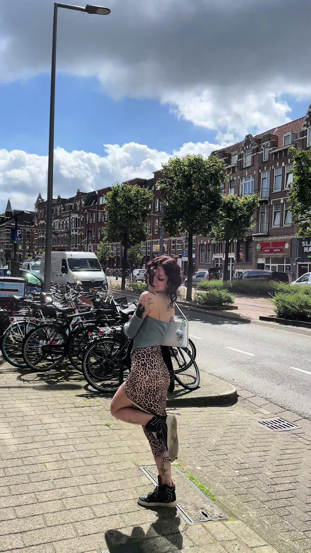 @𝔞𝔰𝔱𝔯𝔦𝔡