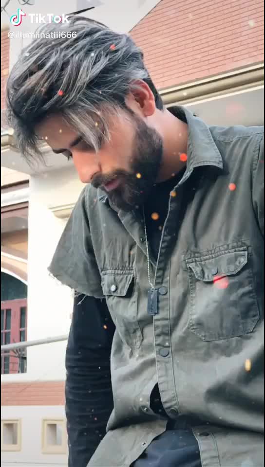 @Ayushhh_0001