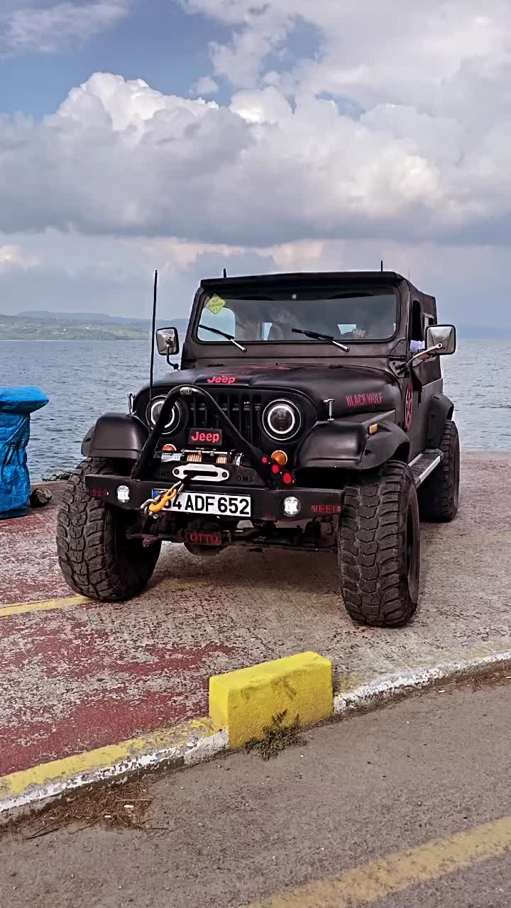 @BURAK&ouml;ztş