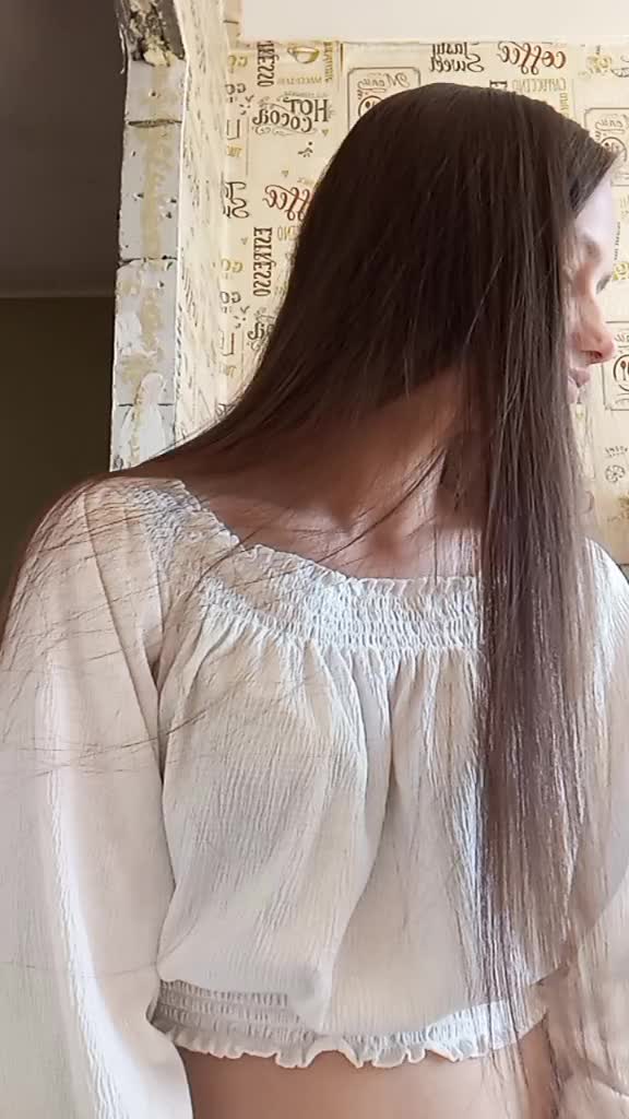 @Нюша