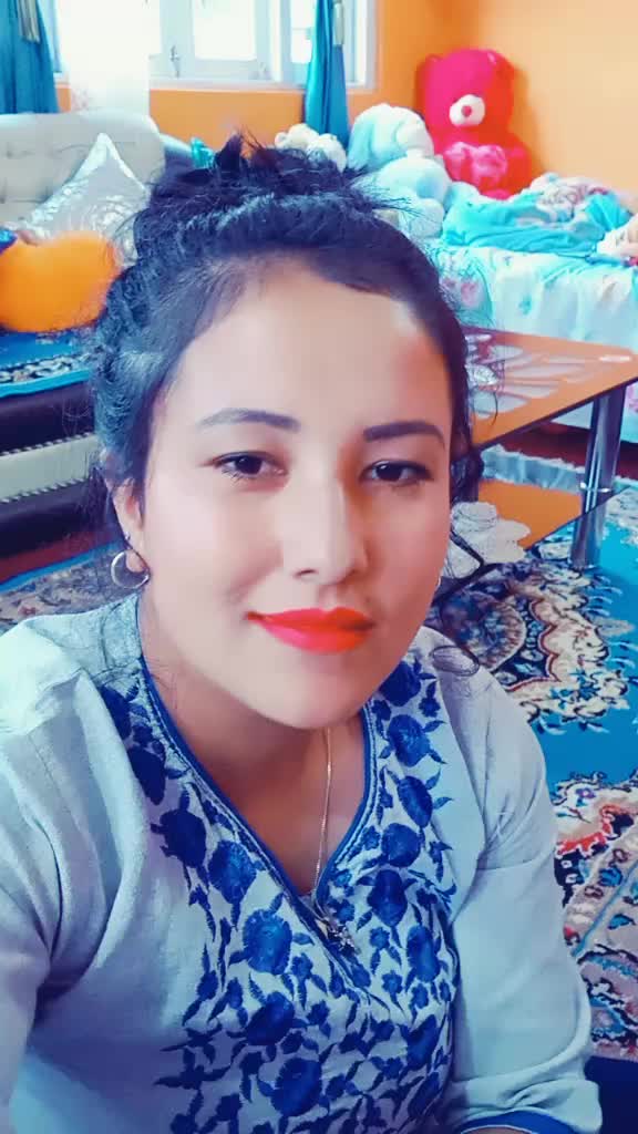@S&igrave;nora Aavya Tamang