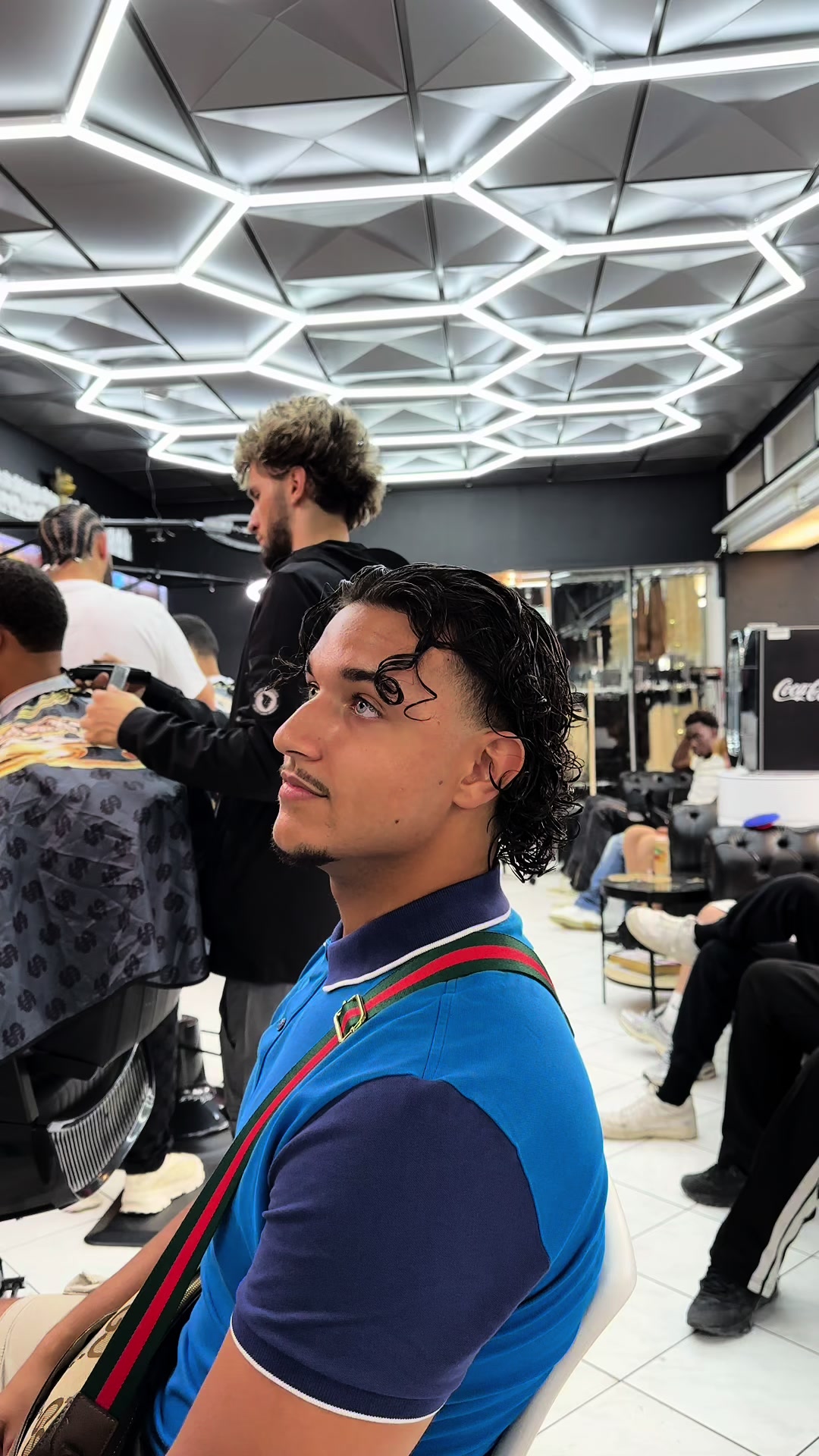 @Züri Barber and Beauty