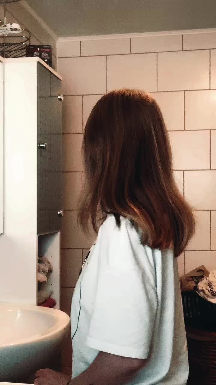 @Nanuu