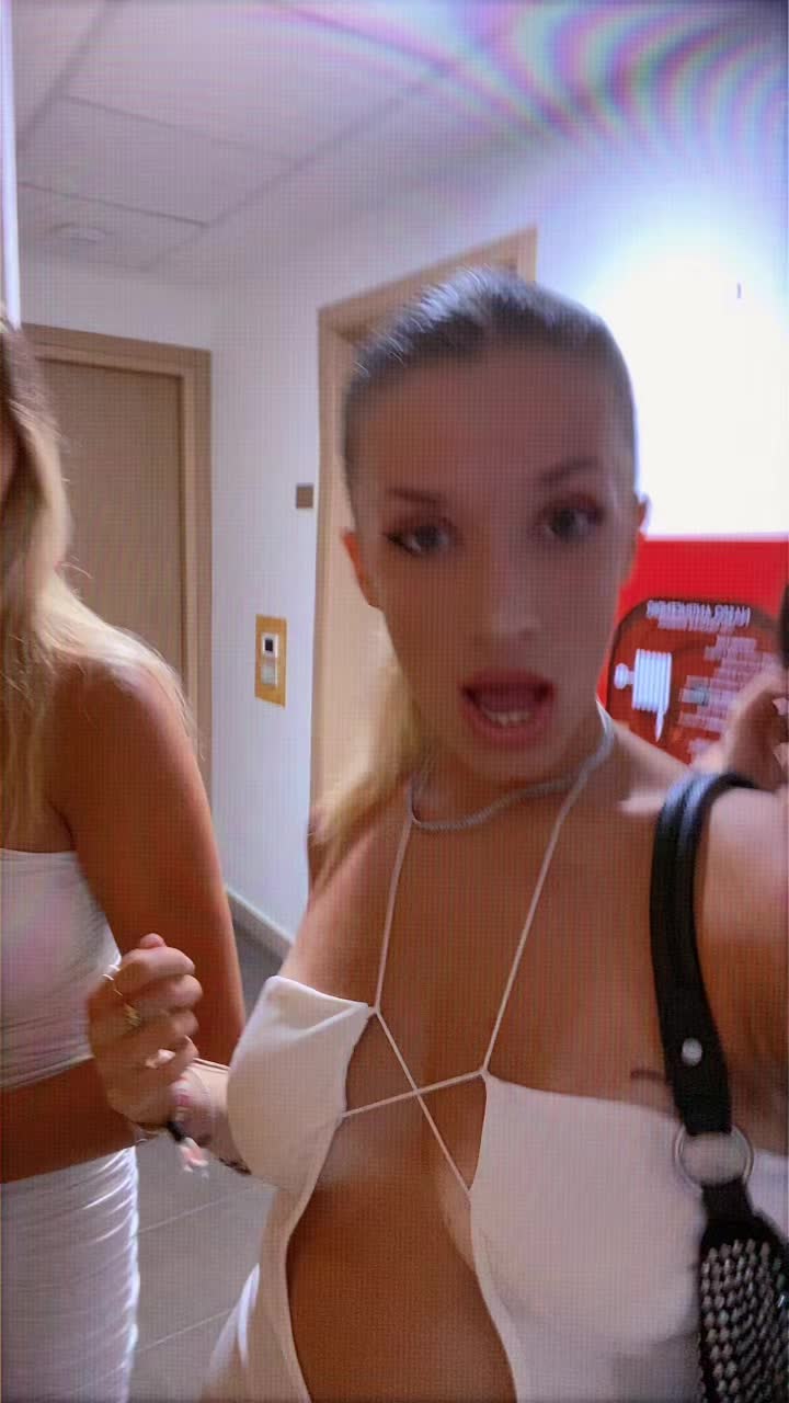 @Silvia
