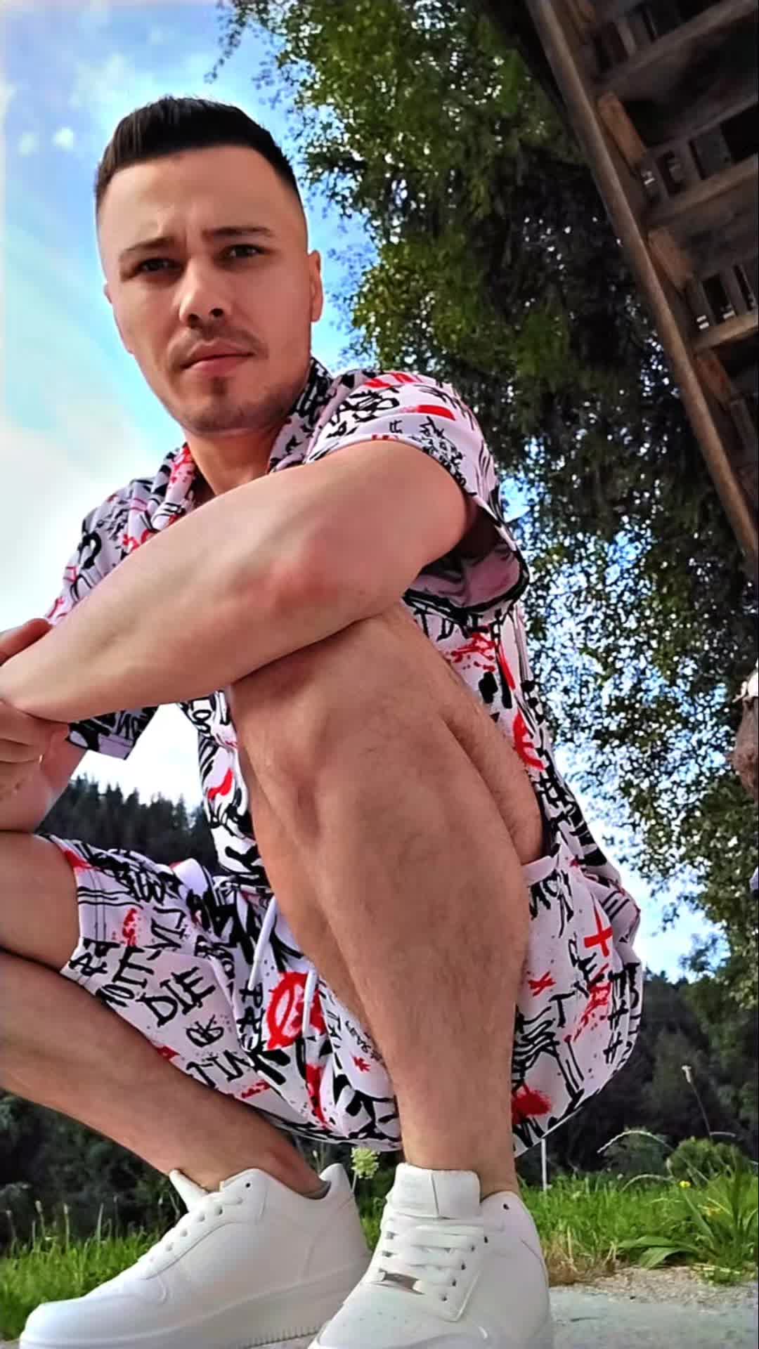 @alexsandra🤍💜