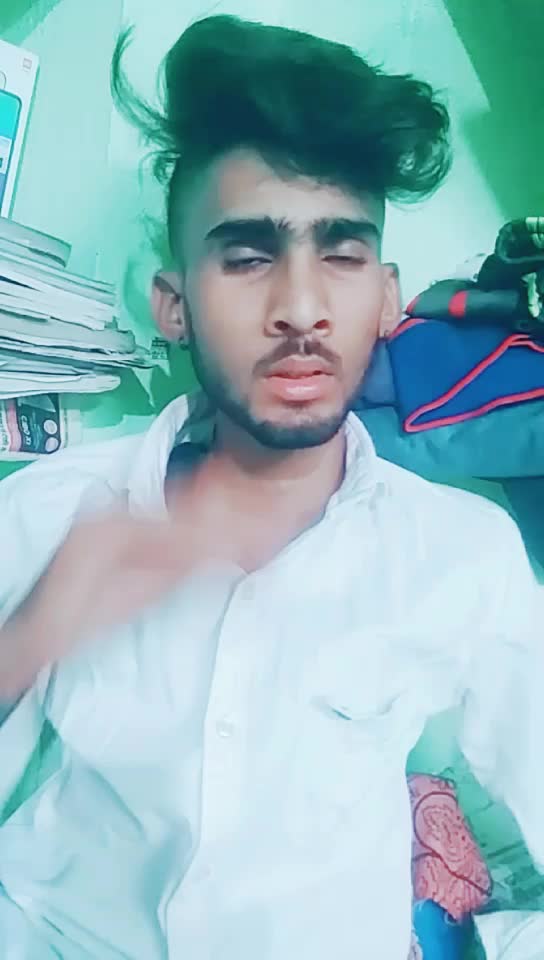 @Rj06 wale Meena ji😈