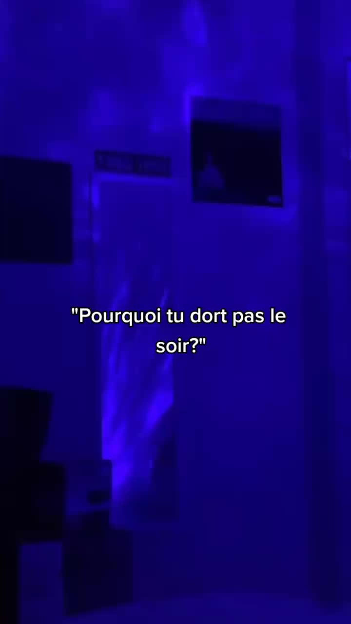 @Zo&eacute;👩&zwj;🦯