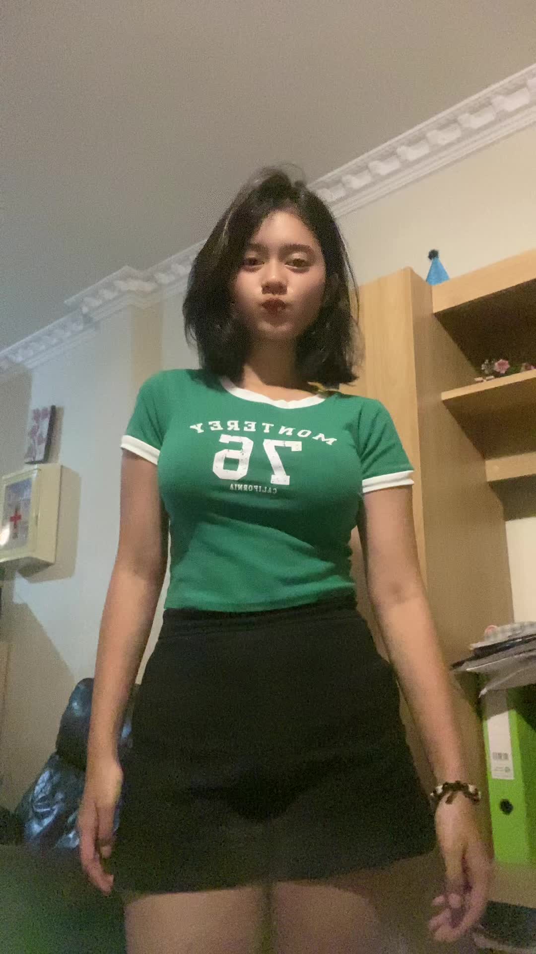 @giselle yang ada badaknya