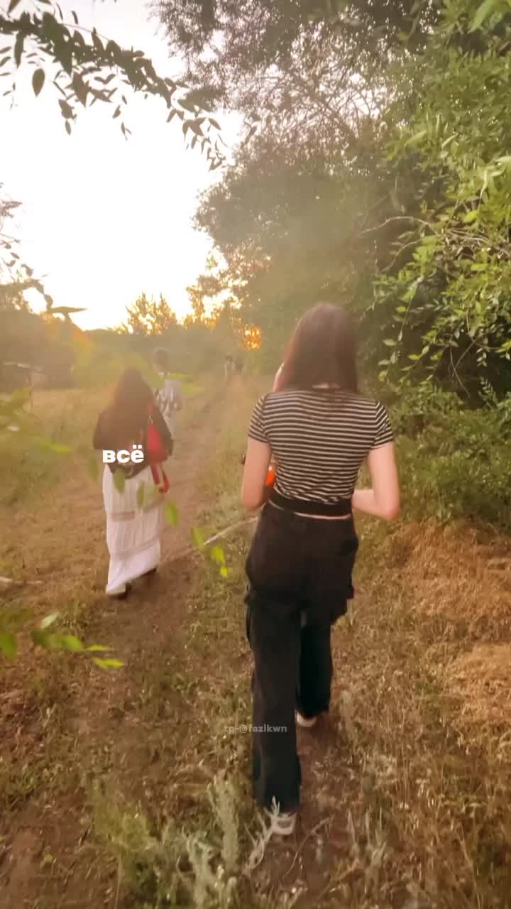 @𝓥𝓲𝓴𝓪