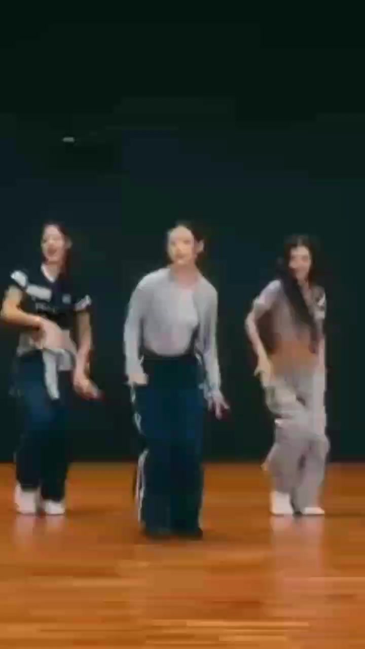 @lay💥