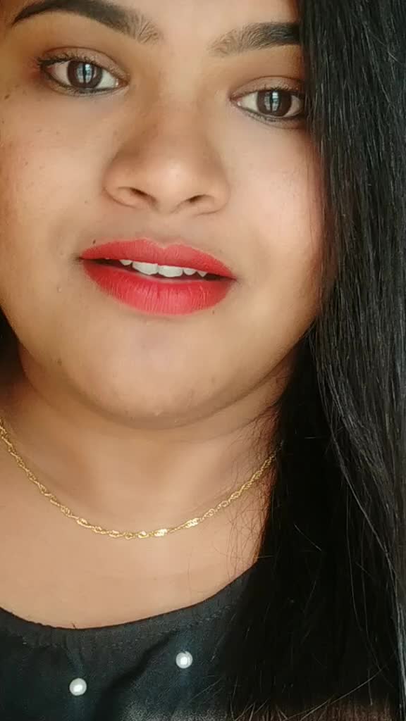 @👑Shruthi Hoovaraj👑