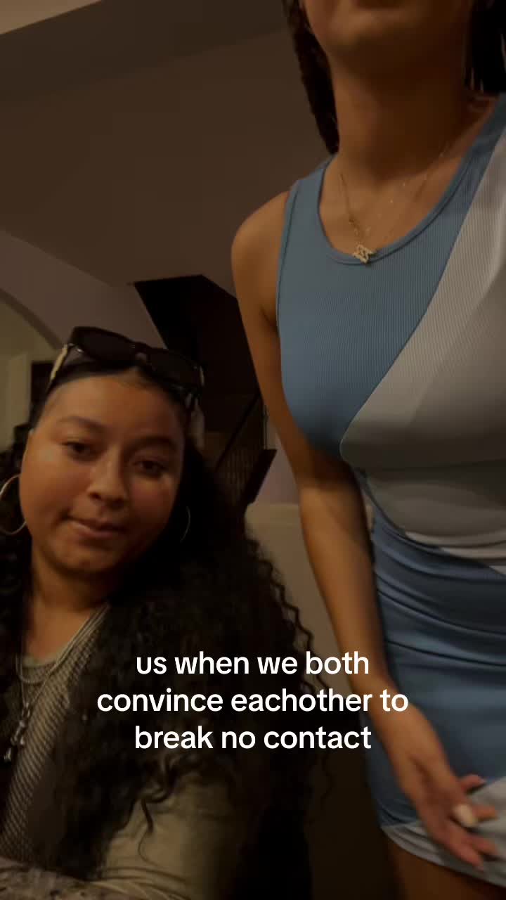 @nialuren_