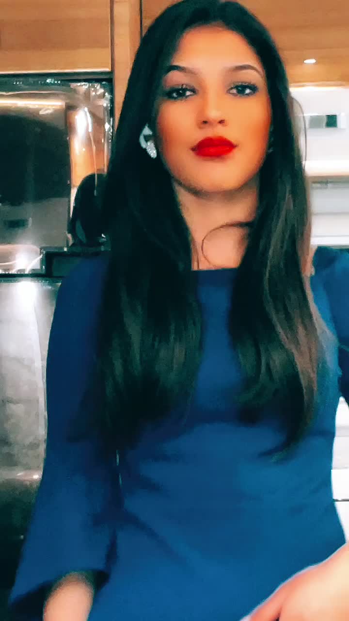 @Anastasia Shey style❤️