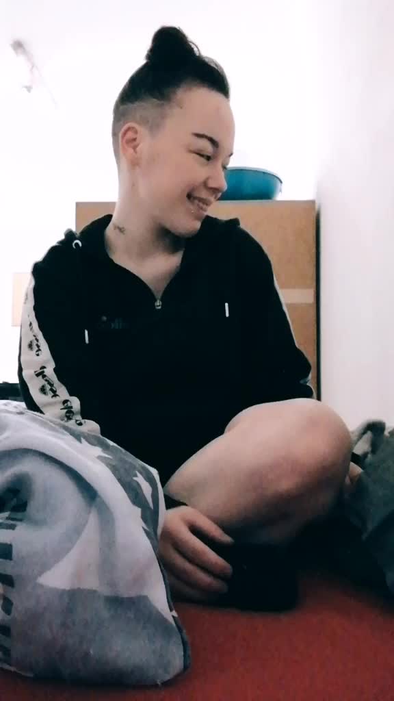 @jjkkj