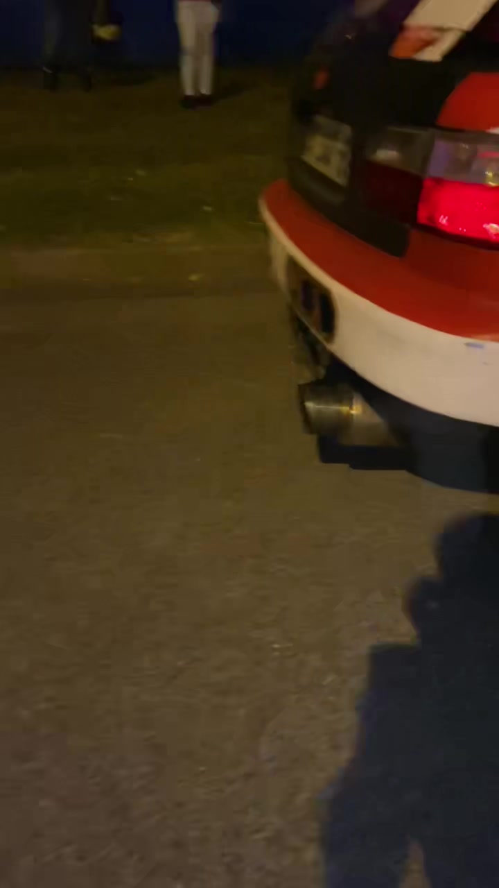 @Dhzrd