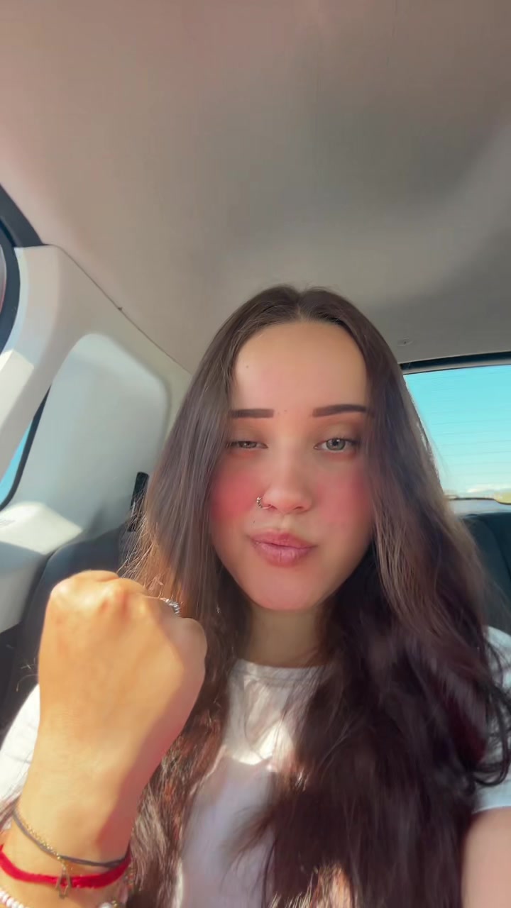 @Nouncia