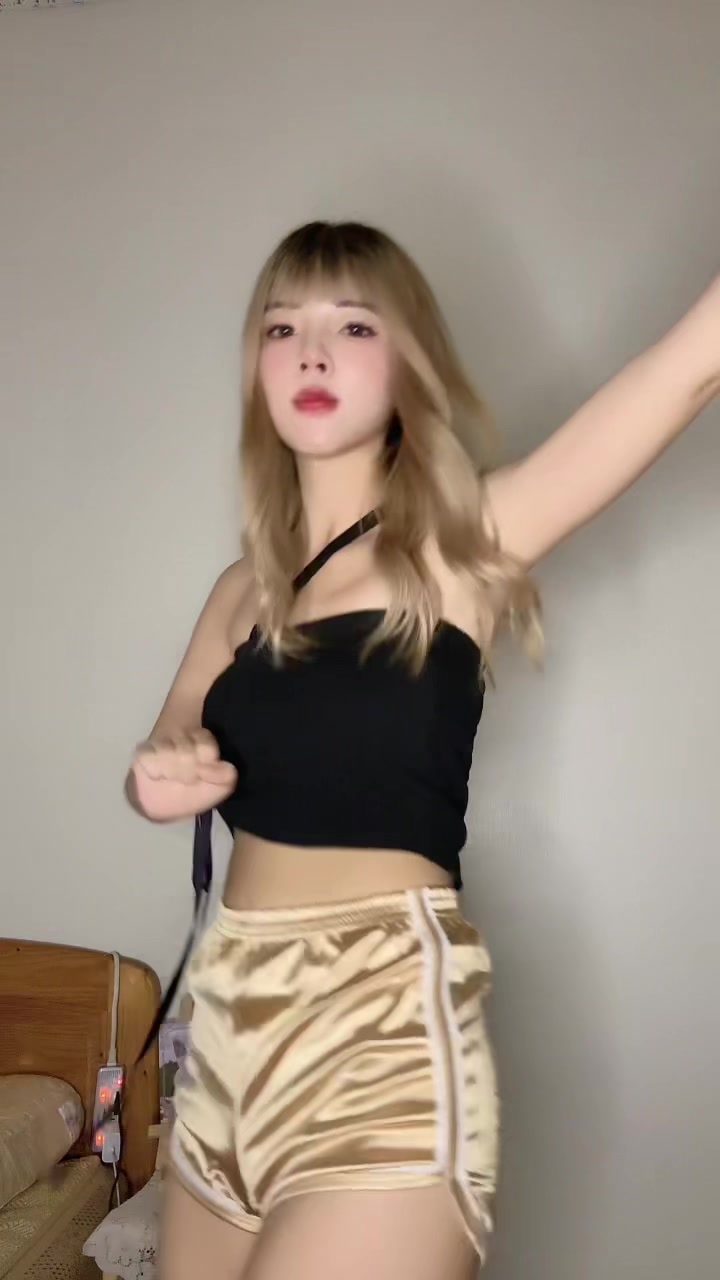 @奶油🐶