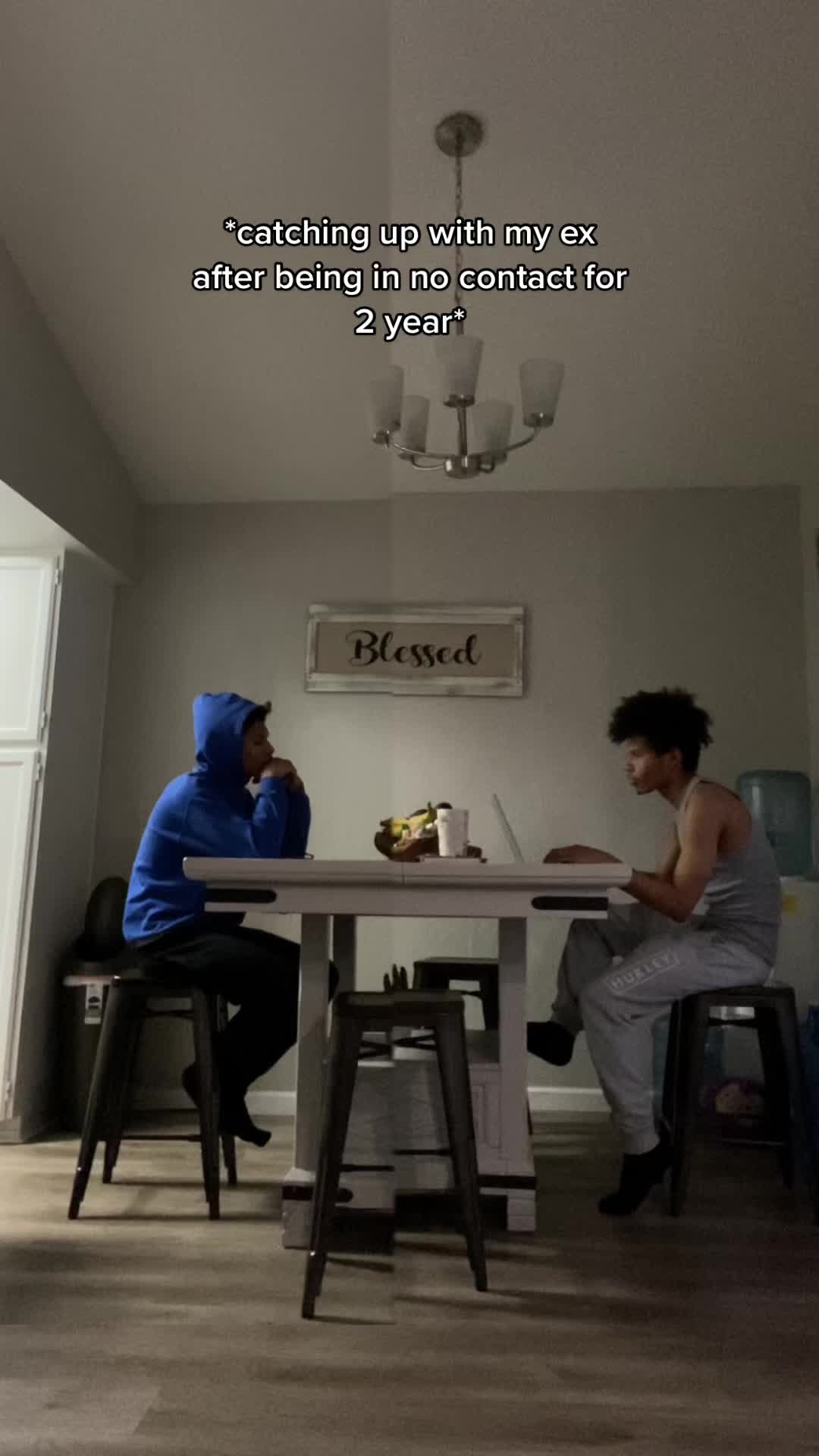 @👤
