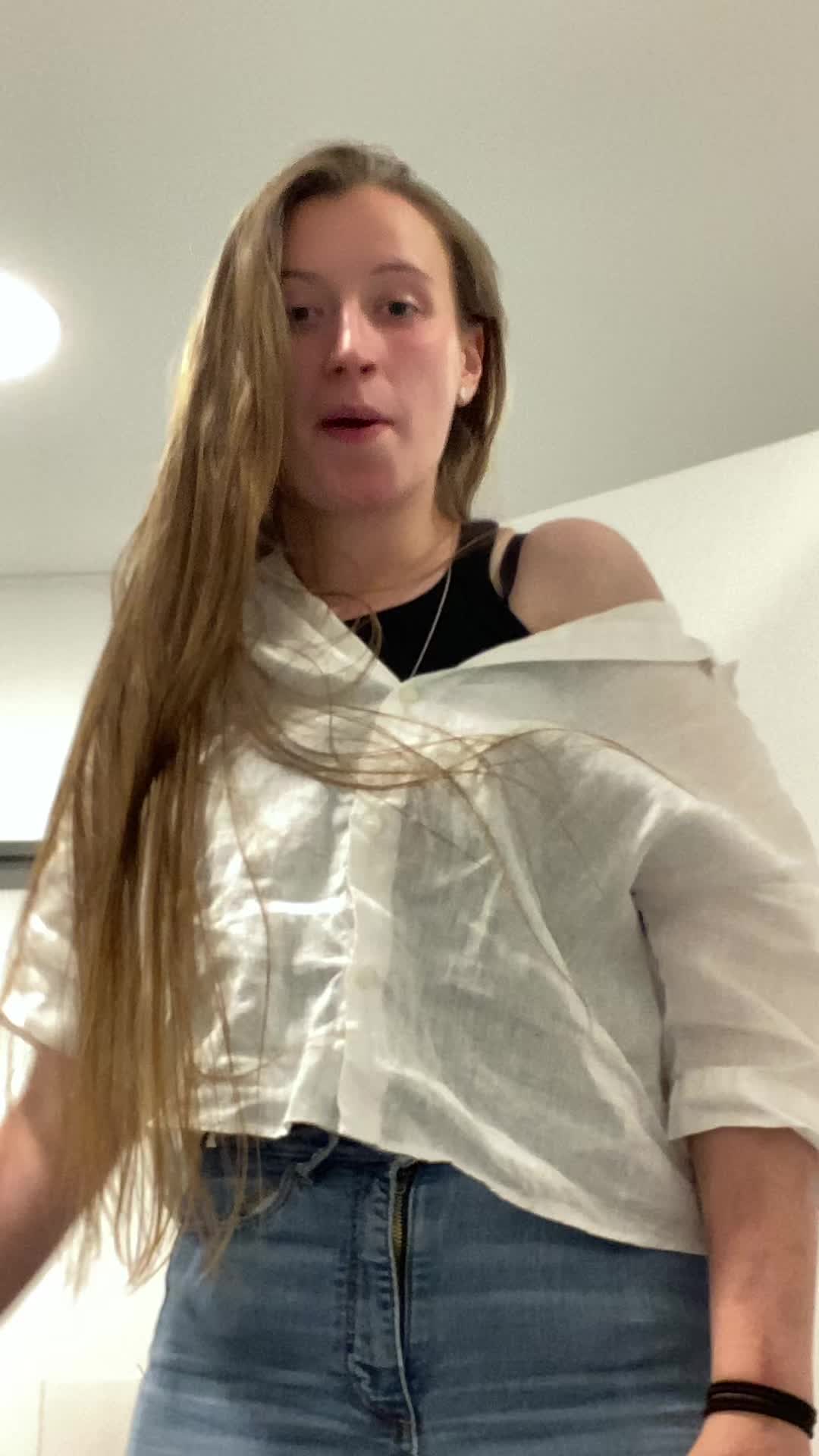 @𝐶𝑒𝑙𝑖𝑛𝑒 🤍